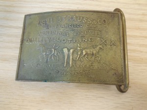 antique levi strauss belt buckle