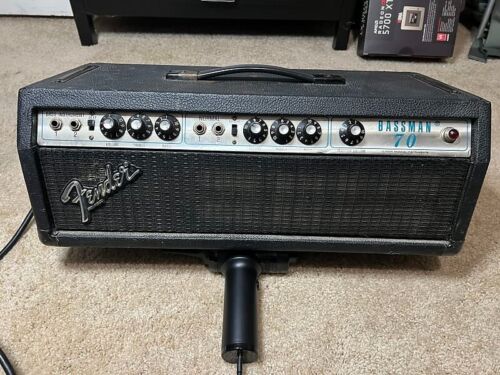 Fender Bassman 70 2-Channel 70-Watt Guitar Amp Head 1977-1980 1980 - Silverface