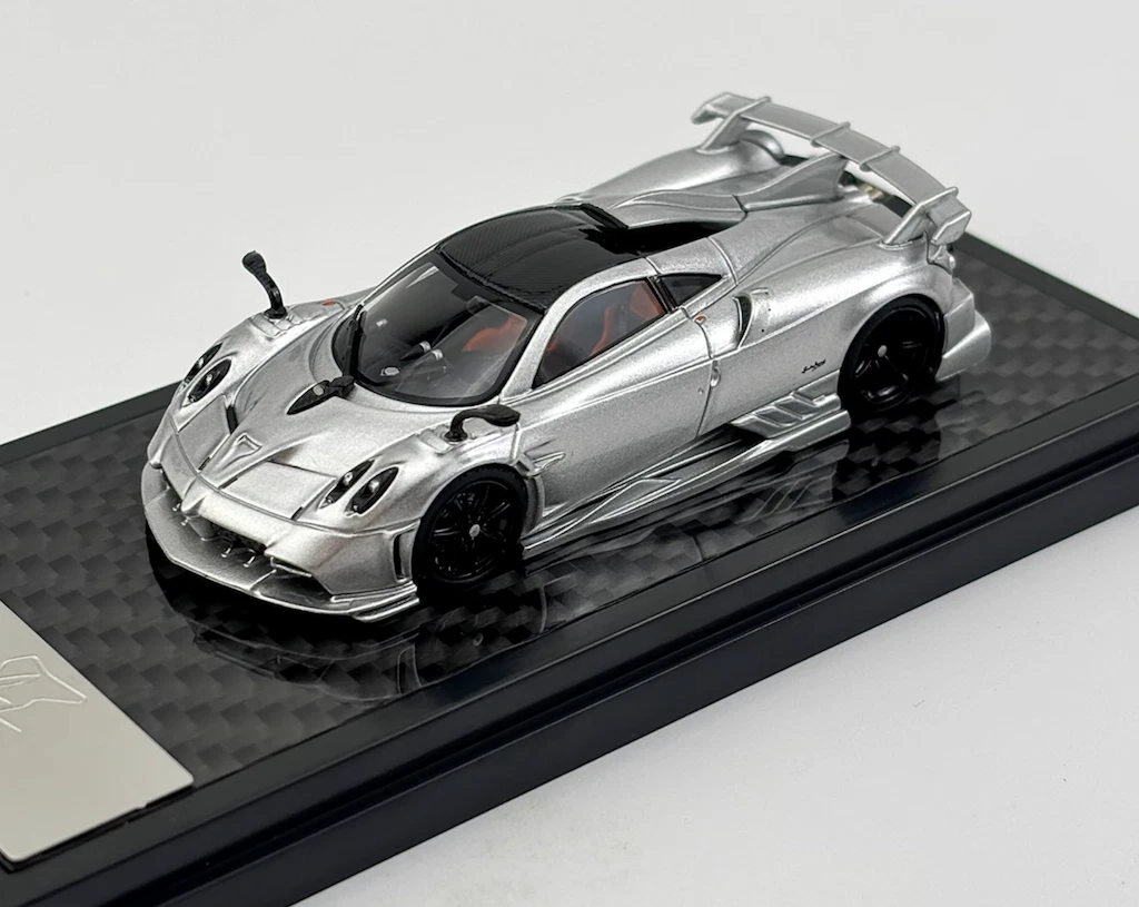 1:64 Scale Silver Imola Super Racing Diecast Metal Car Model