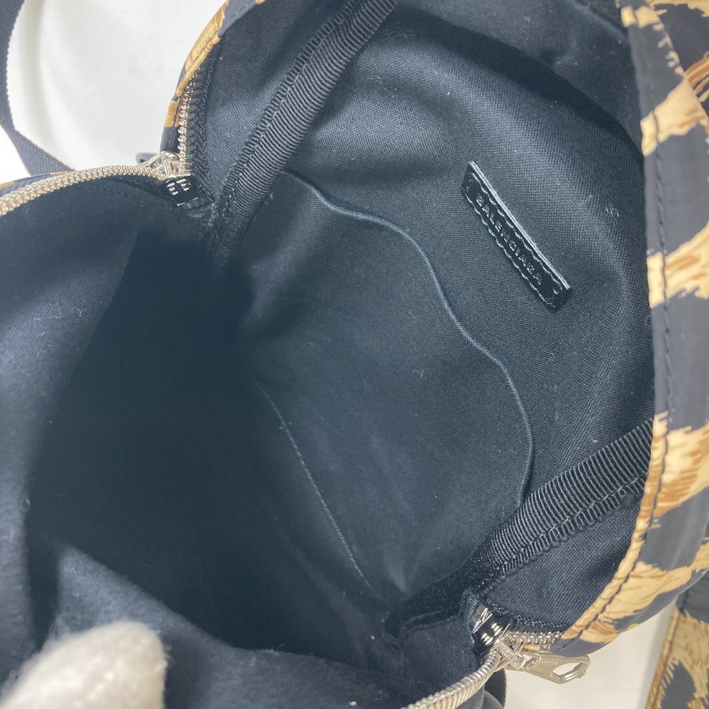 BALENCIAGA 580026 Leopard print Mini Backpack bag Nylon  display picture 1