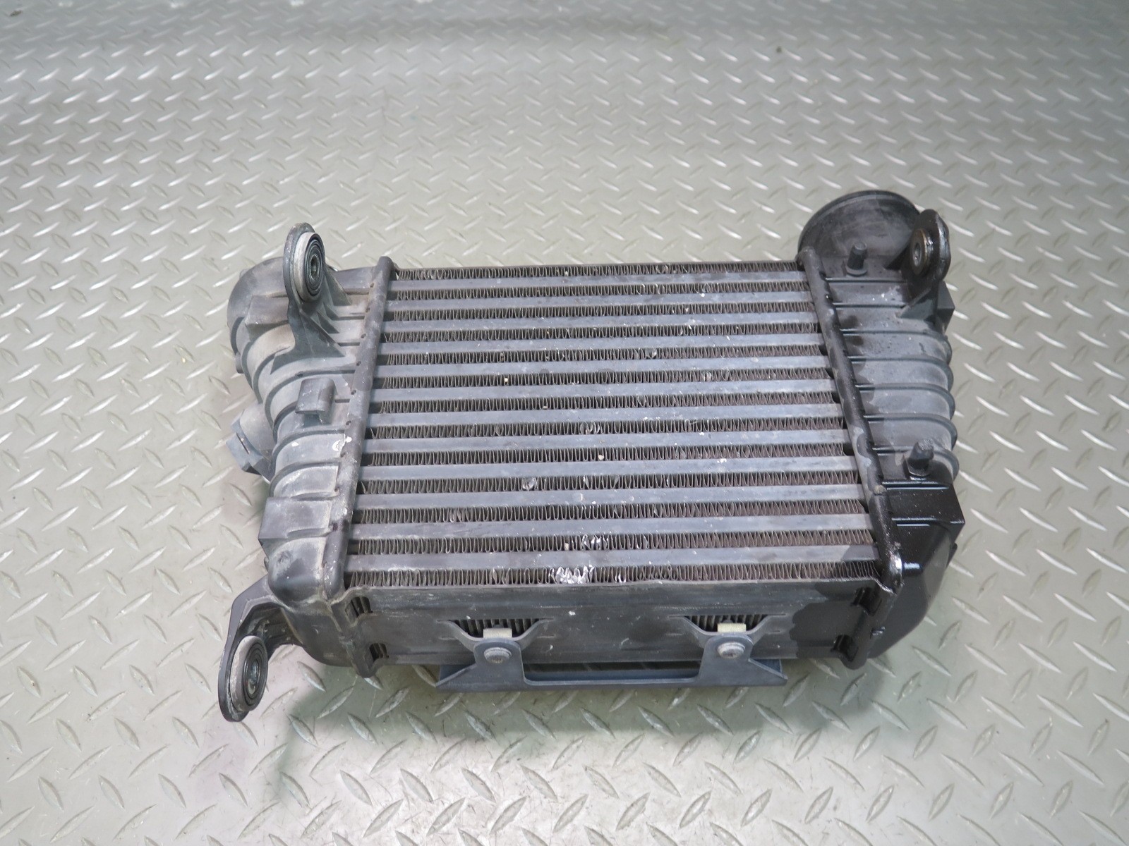 2006-2012 BENTLEY CONTINENTAL FLYING SPUR 6.0L W12 RIGHT TURBO INTERCOOLER