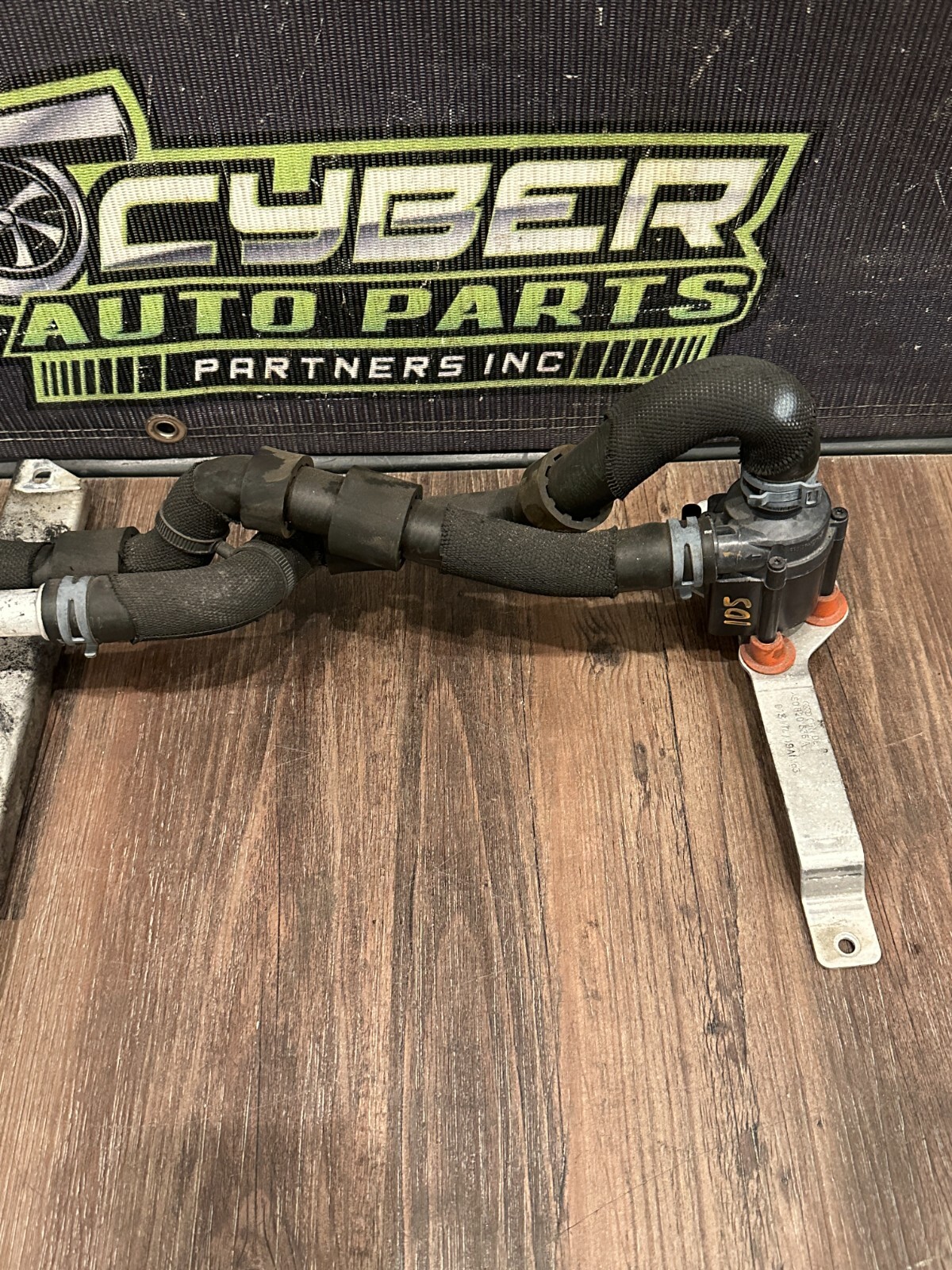 2021 AUDI R8 ENGINE COOLOANT HOSE ASSEMBLY OEM