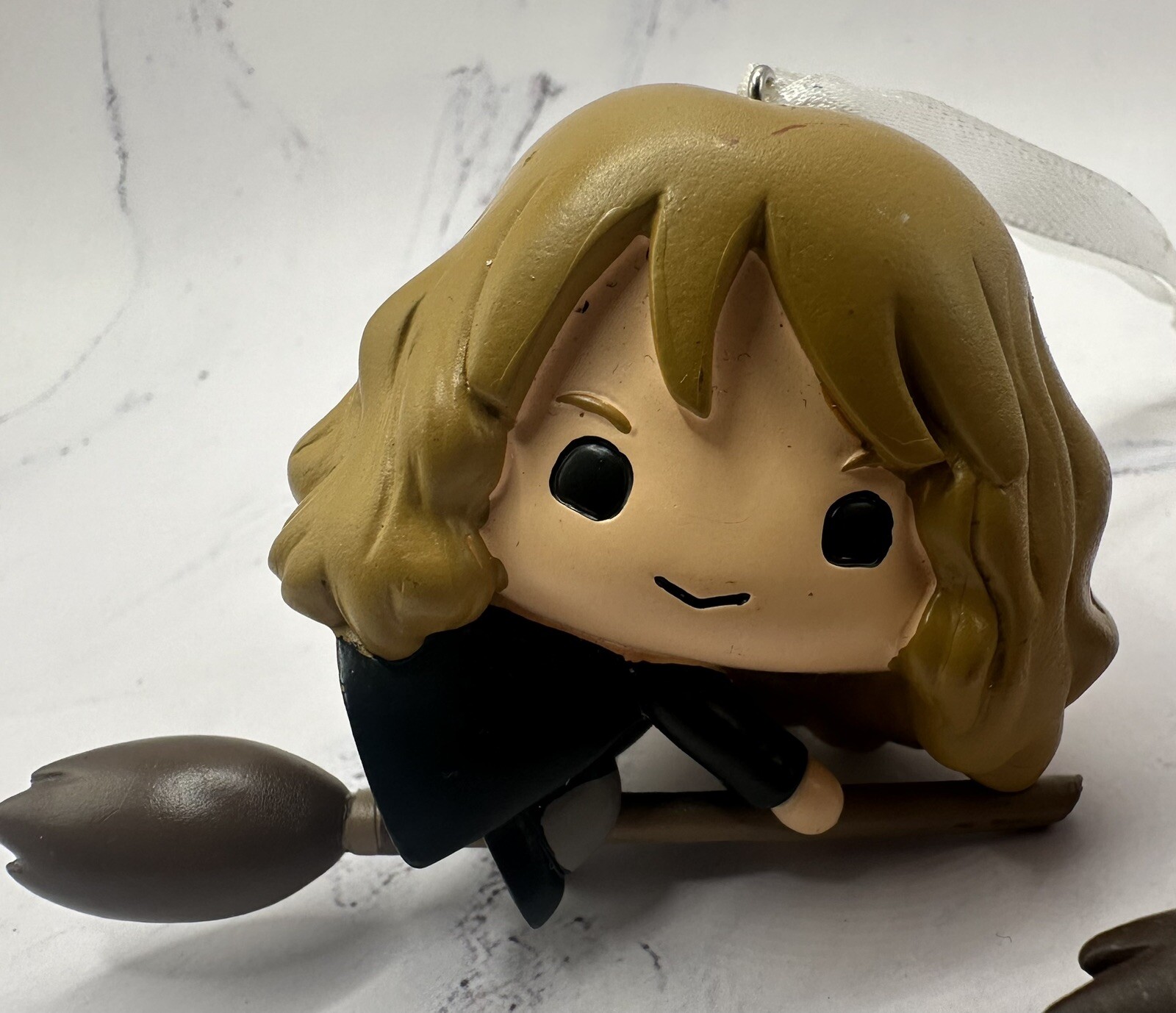 HALLMARK Harry Potter & Hermoine Flying On Broom CHRISTMAS TREE ORNAMENTS!