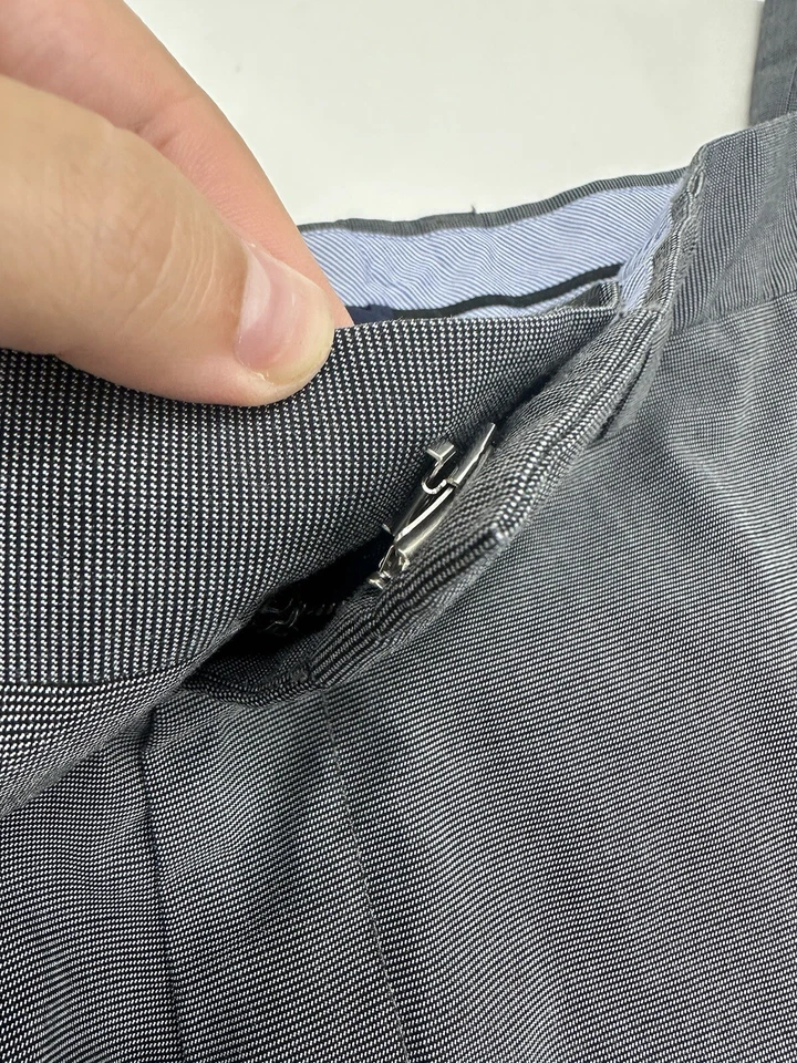 Kirkland Signature Mens Dress Pants Size 33x30 Grey - Image 3 of 4