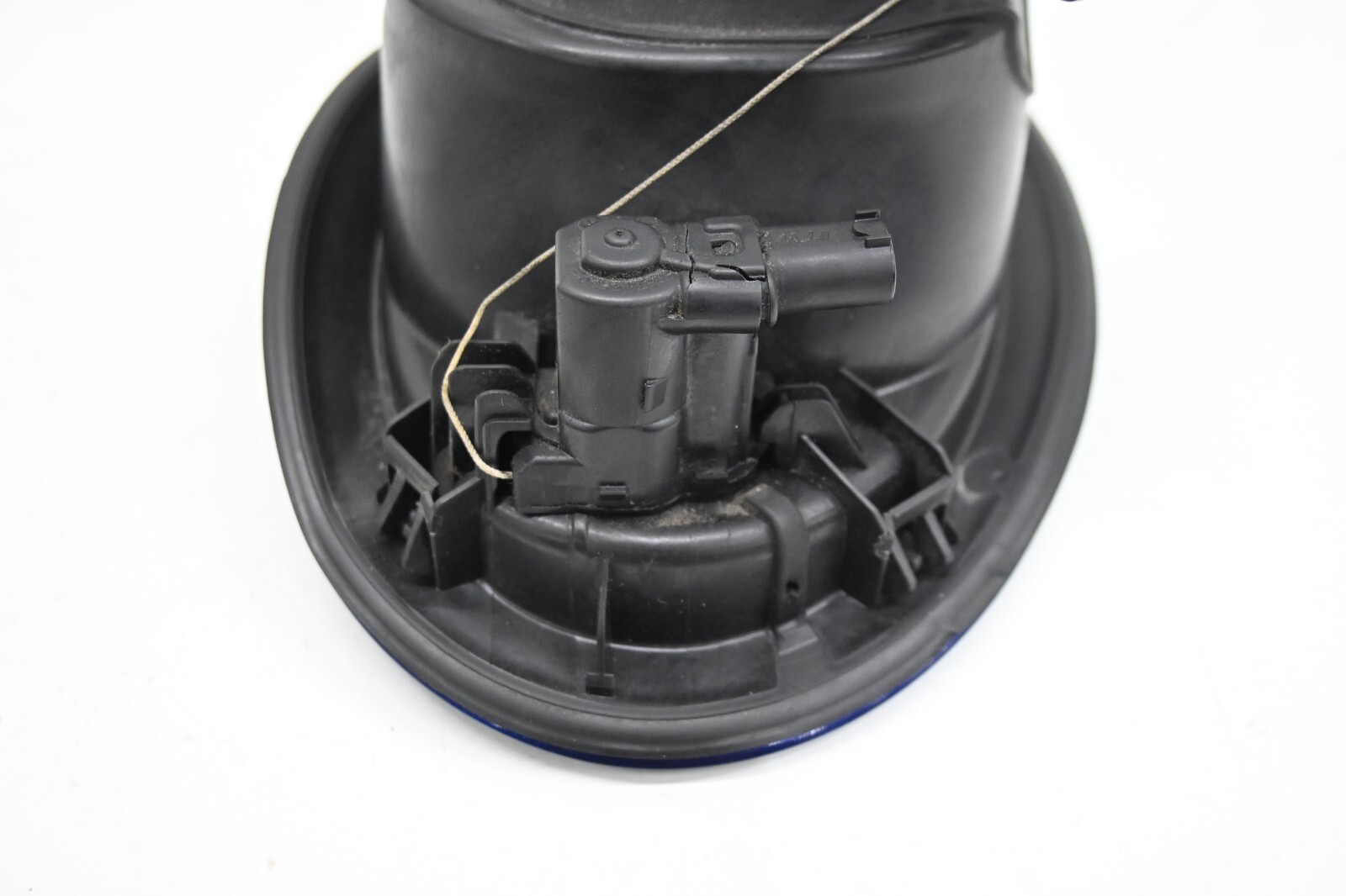 ⭐ 14-21 Maserati Ghibli Rear Gas Fuel Tank Filler Door Lid Cap Housing Blue Oem
