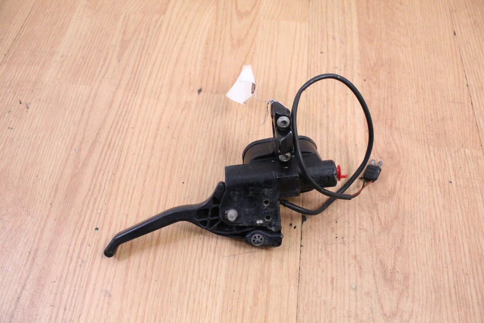 Cilindro maestro de freno Arctic Cat M1000 2008 Foto 4 de 4