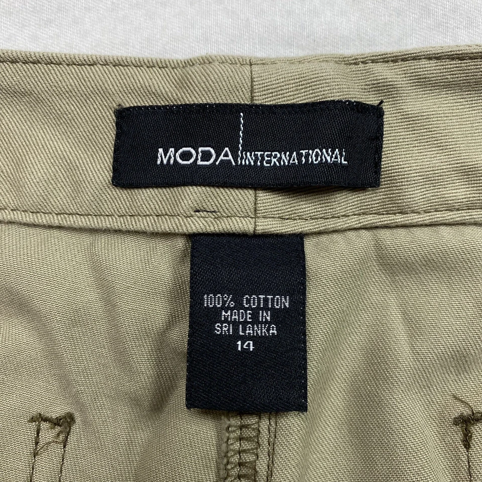 Pantalones Cortos Moda International Mujer Talla 14 Caqui Frontal Plano Bolsillos Carga Botones Foto 4 de 4