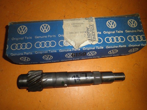 Triebsatzwelle Polo Golf Audi 50 4 Gang Getriebe 084 14 Z  084311201