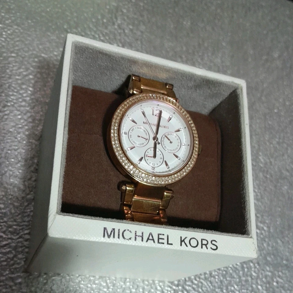 Michael Kors Channing White-Dial Rose Gold Women's Watch boxed - Image 4 of 4