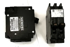 Lot 2 NEW Siemens Q3030 Type QT Tandem 30-Amp Single Pole 120-V Circuit Breaker