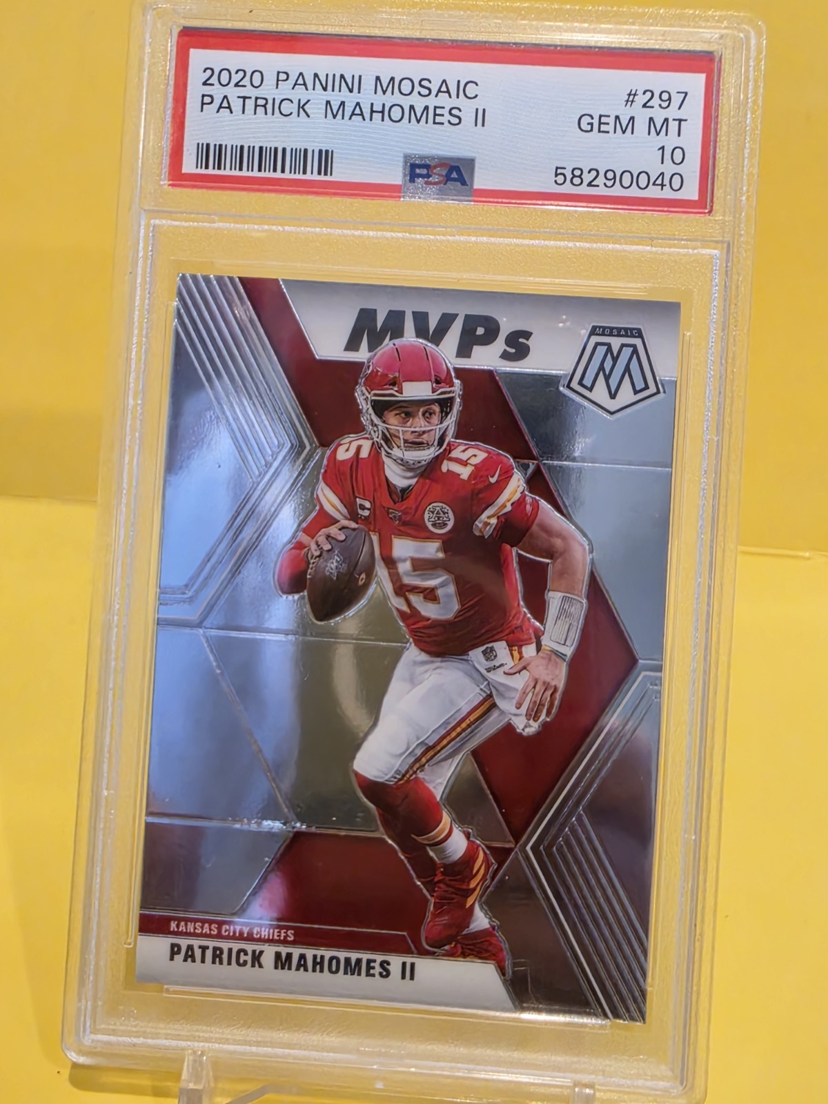 2020 Panini Mosaic - MVPs Patrick Mahomes II #297 Silver Prizm PSA GEM MINT 10