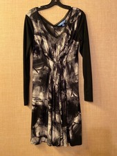 Simply Vera - Vera Wang long sleeve A-line dress size S black w/geometric print