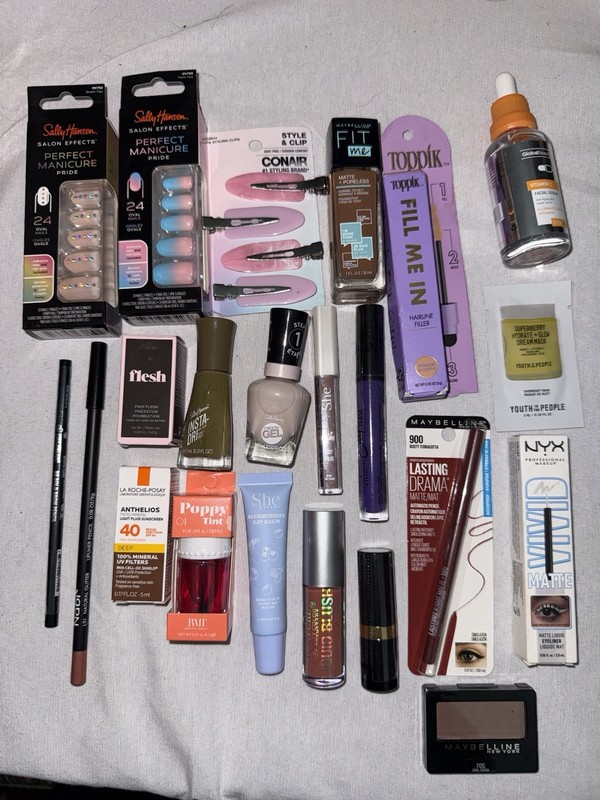 Beauty Bundle Of 22 Pieces-Nails, Makeup, And Skincare
