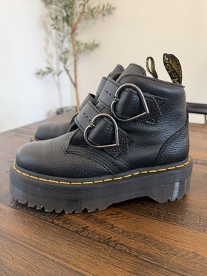 Dr. Martens Devon Heart Black Platform Pebbled Leather Buckle Boots Size US 6
