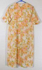 Vtg Caper Coat Yellow  Gold snap front house coat sleep dress 1 pocket Size Med