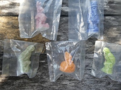 Wade Figurines  Lot of 5  Sealed pumkin  2 birds rabbit  man