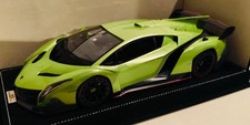 MR Collection Models 1:18 Lamborghini Veneno - Neon Grün / Schwarz / Rot NEU OVP