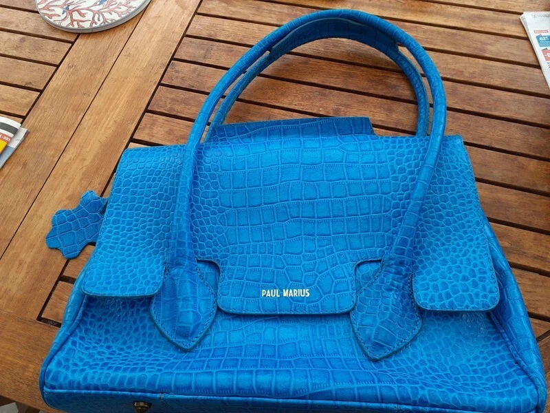 Pochette Cuir Vintage PAUL MARIUS - Couleur Cyan Brillant - Occasion Authentique