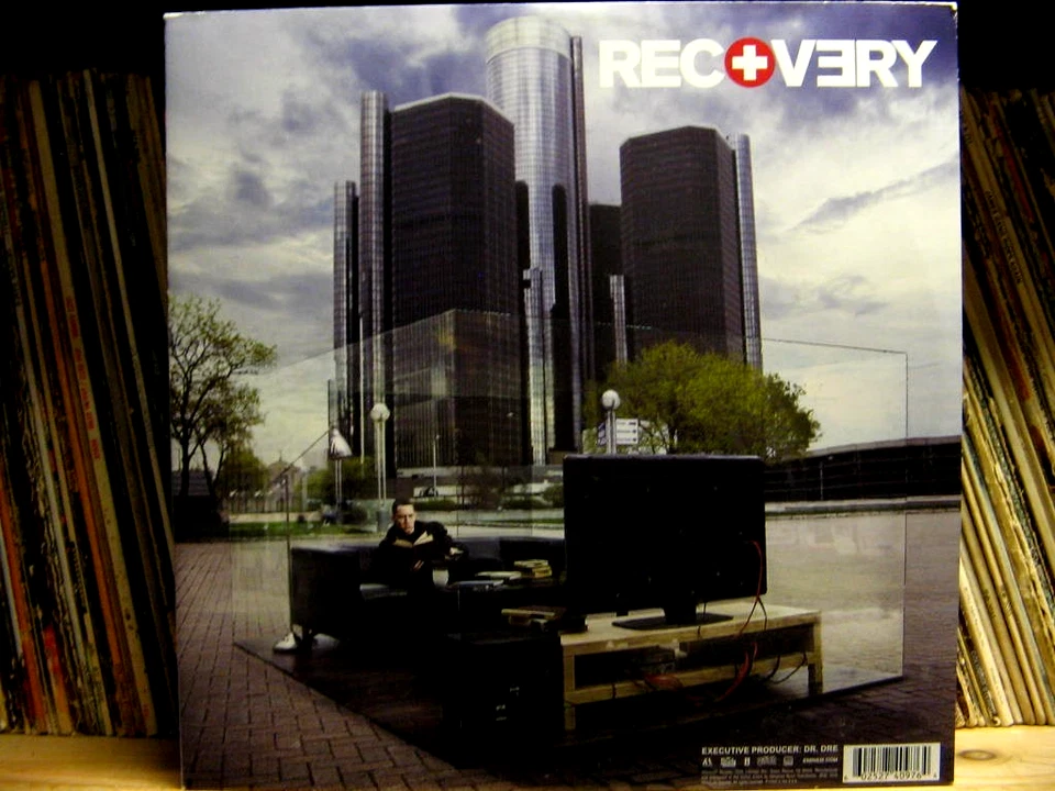 Eminem / Recovery - Classic Rap Vinyl - 2010 Original Pressing - Double Album - Image 2 of 4