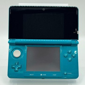 Nintendo 3DS region free Aqua Blue console / Charger / SD card /