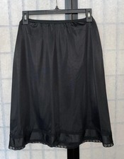 Gossard Artemis Size M VTG 70  s Black Half Slip Double Lace Hemline