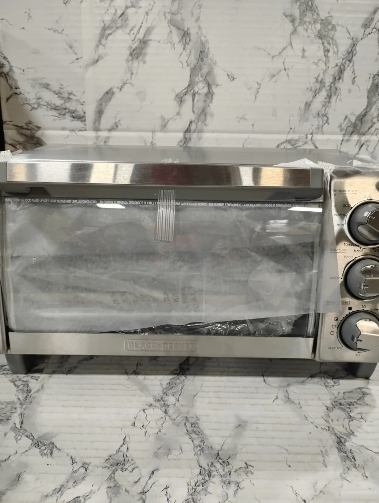 BLACK+DECKER Silver Stainless Steel Toaster Oven 9.33" HX11.97"W X 17.2"D No box
