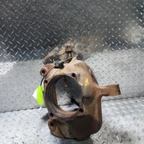 2005-2012 Ford F250 Super Duty Passenger Right Front Spindle Knuckle Assembly - Image 2 of 4