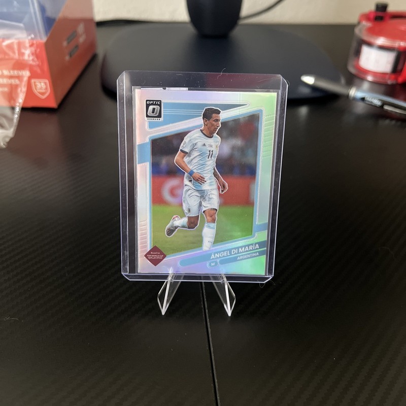 Angel Di Maria 9 card lot! 3 optic, 1 paper, 5 chrome/merlin. Argentina Legend!