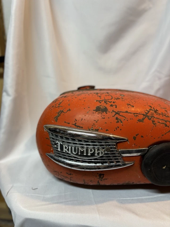 Tanque de gasolina Triumph 1963-1965 modelo 63 64 65 TR6 T120 necesita restauración Foto 4 de 4