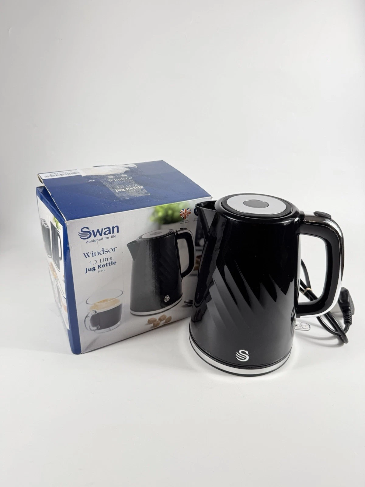 Swan SK14611GRY Windsor Jug Kettle 1.7L 3kW Rapid Boil Textured Black