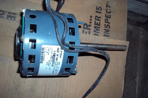 GE 5KSP29DK7353S MOTOR 1/8 HP , 208/230 V , 1 PH , 1050 RPM , 2.6 AMP , HVC/R AP