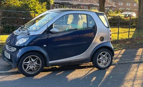2004 Smart ForTwo 450 Automatic (City Passion) - Spares or Repair - Picture 2 of 6