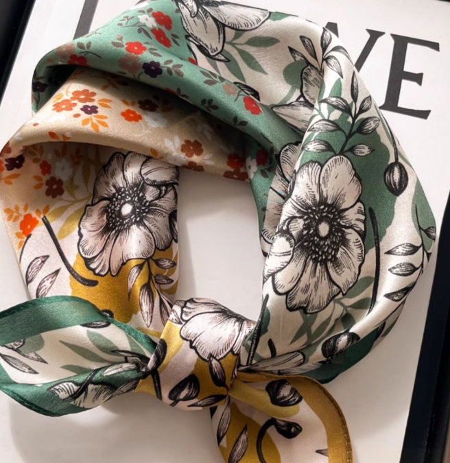 100% Mulberry Silk Square Scarf for Women 53x53cm Fashion Printed Shawl Wrap