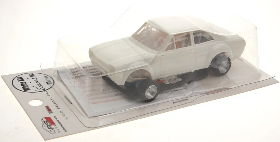 Revoslot RS0142 Ford Escort White Kit