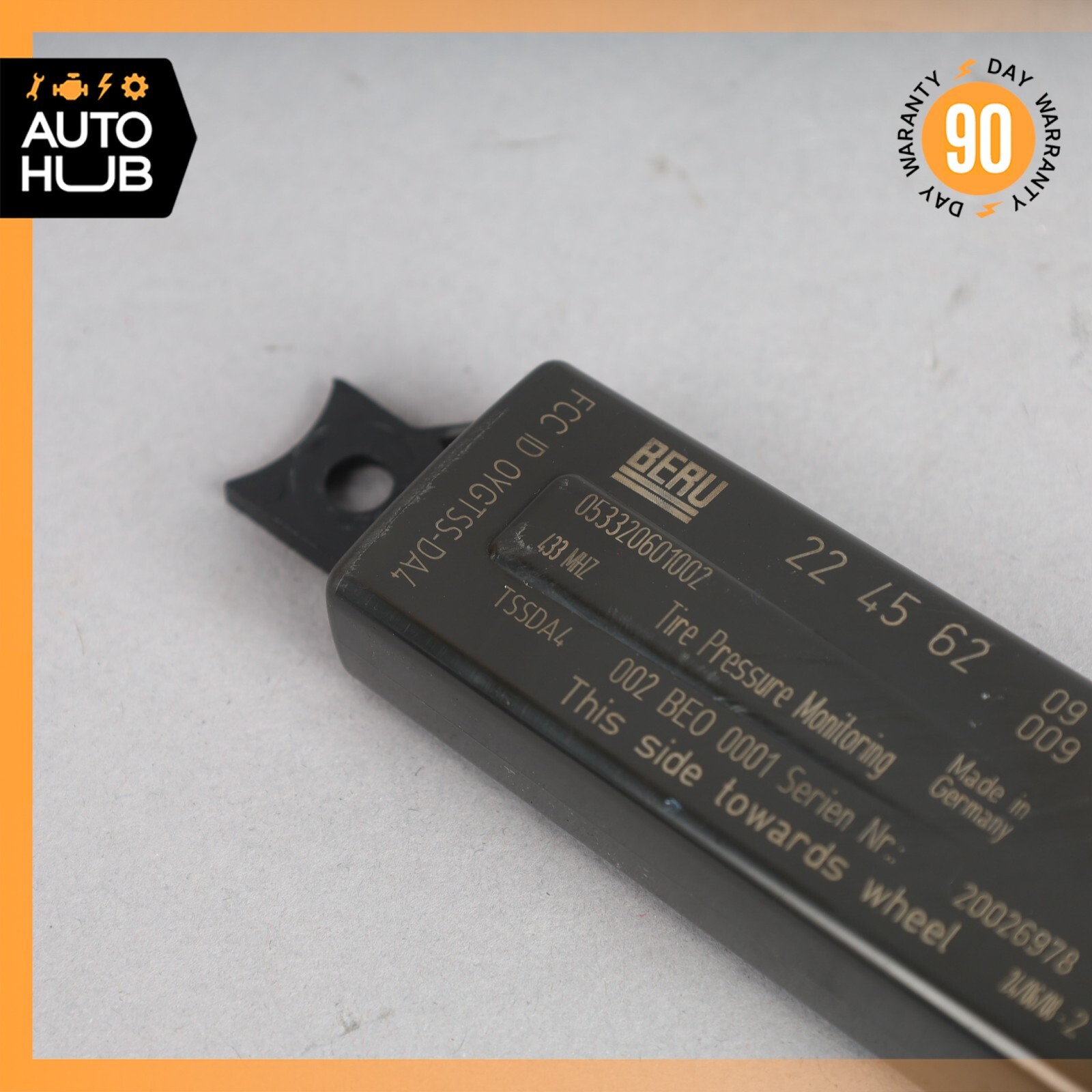 05-13 Maserati GranTurismo M145 Tire Pressure Monitor Sensor 224562 OEM