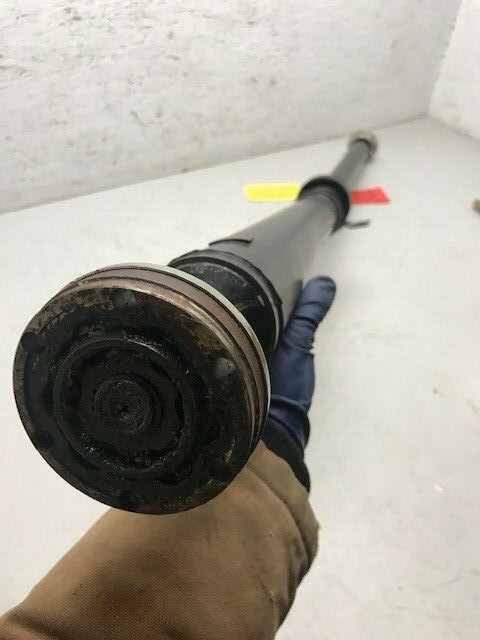 2011 AUDI R8 LAMBORGHINI LP560 OEM FRONT DRIVE PROP SHAFT 420521101B 08-15