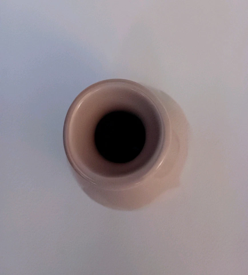 Jarrón pequeño Isaac Mizrahi XO Sienna rosa y blanco goteo 6 pulgadas Foto 4 de 4