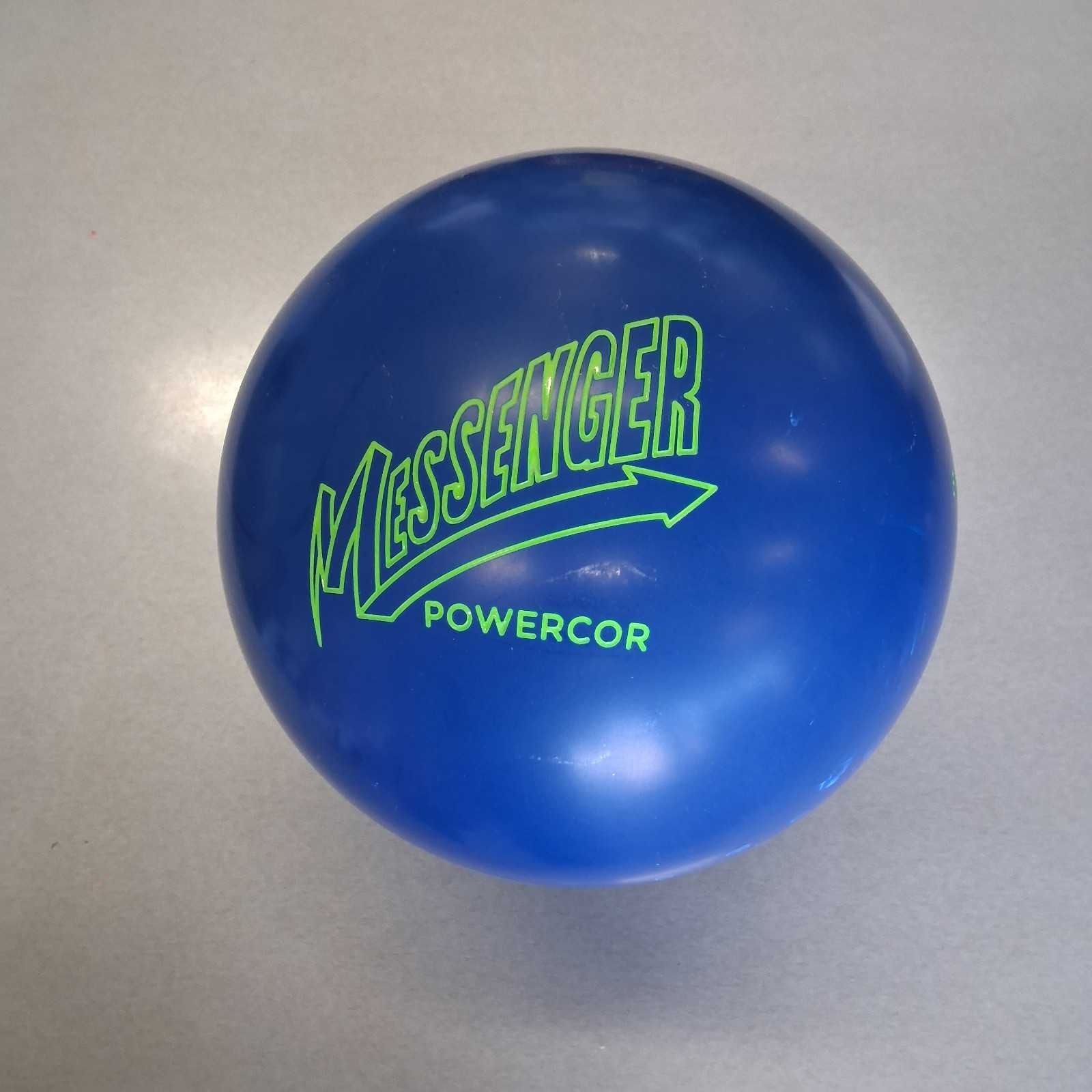 Columbia 300 Messenger PowerCOR Solid 1st quality BOWLING ba