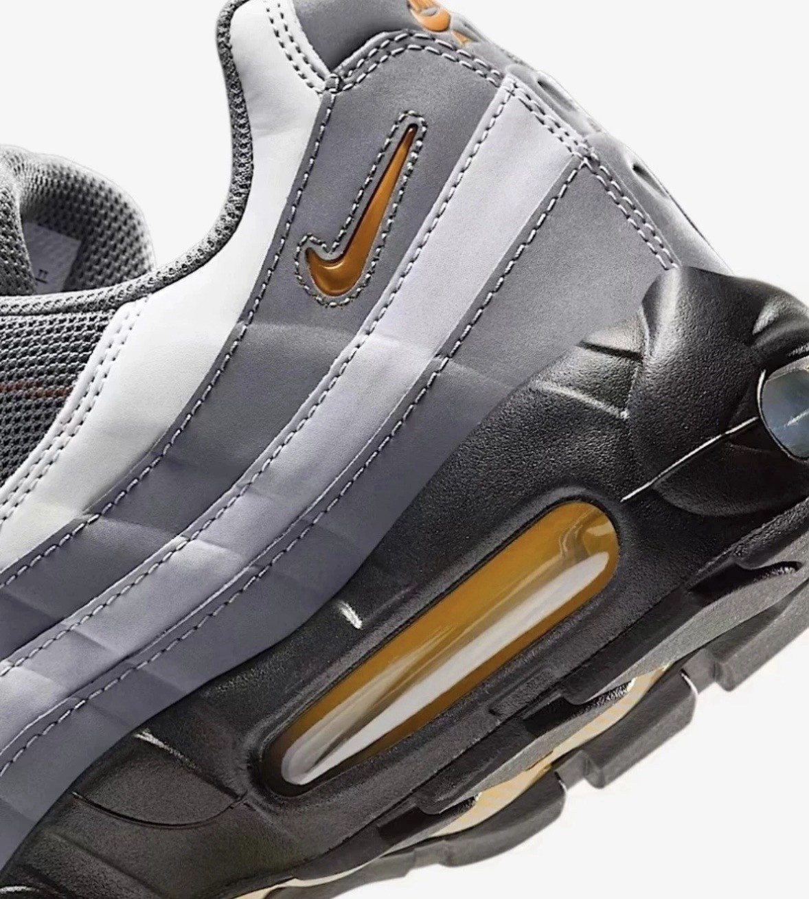 Brand New Nike Air Max 95 Cool Grey/Sundial Trainers UK 9.5 image 4