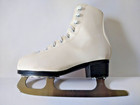 American Tricot Lined Figure Ice Skates - Youth Size 2  - Guardog blade guards — photo 6