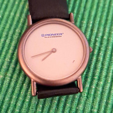 Pioneer Armbanduhr Analog rund gold/weiß sch...