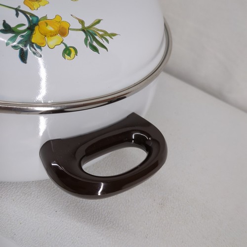 Villeroy & Boch Botanica Enameled Metal Cooking Pot w/ Lid Yellow Floral 5 Qt EC - Picture 3 of 20