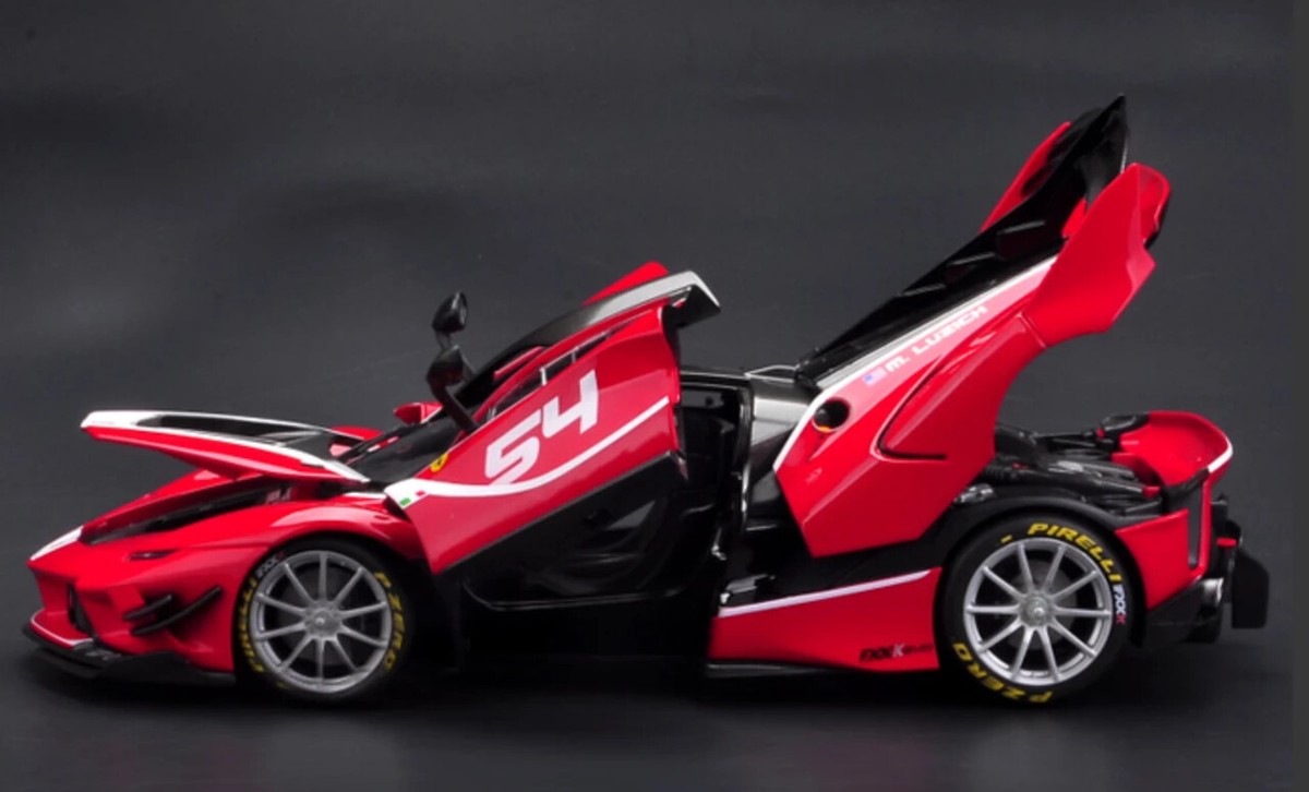 1/18 Bburago Signature Series Ferrari Laferrari FXXK Evo #54