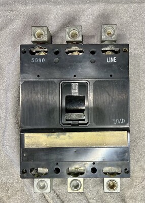 ITE CIRCUIT BREAKER JL3L400 400 AMPS 600V 3 POLE TYPE JL-ETI