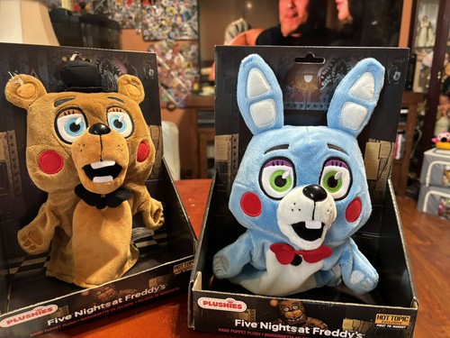 5 Nights At Freddie’s Hot Topic exklusive Plüsch-Handpuppe blauer Hase & Bbär