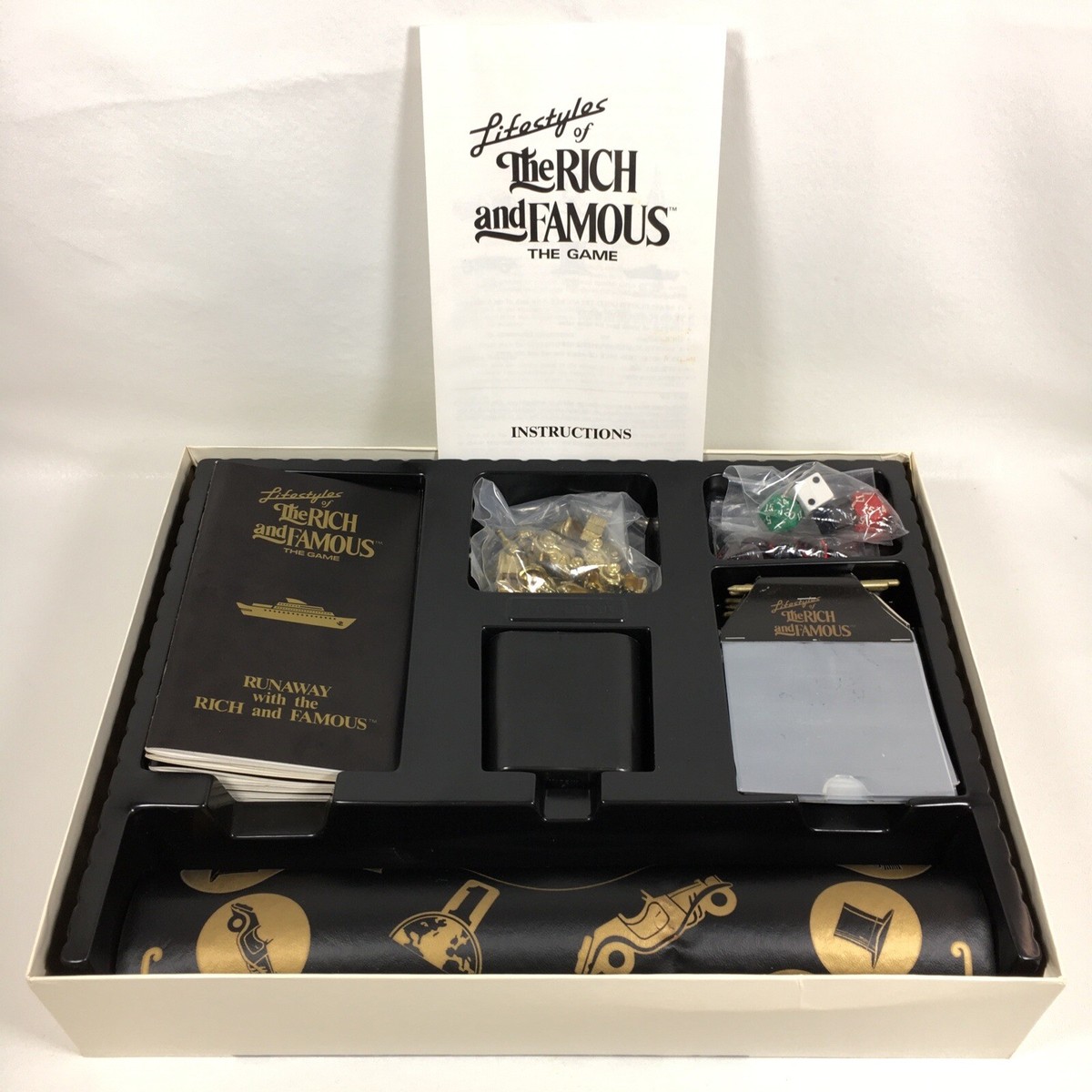 未使用 Lifestyles Of The Rich & Famous LIFESTYLES OF THE RICH & FAMOUS Vintage 1987 Pressman Board Game
