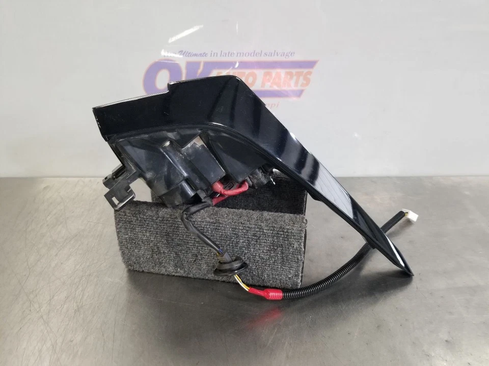 22 2022 LEXUS RC300 F SPORT QUARTER PANEL MOUNTED TAIL LIGHT LAMP LEFT DRIVER - Image 4 of 4