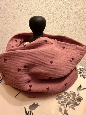 Loop Schal Musselin  Halstuch handmade Musselintuch lila Herzen