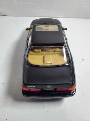 MODIFIED - Road Tough 1989 Lexus LS400 Black Diecast 1:18 Scale