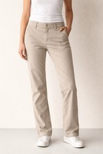 Eddie Bauer Women s 2 Curvy Legend Wash Khaki Pants Straight Leg 100 Cotton